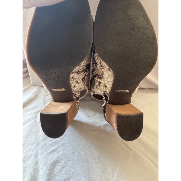 Vionic Women’s Snake Print Open Toe Block Heel Booties Size 7 – Excellent - Picture 5 of 6